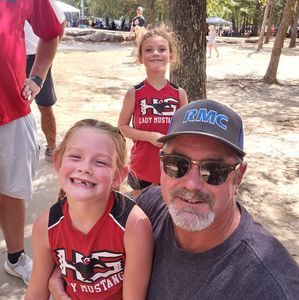 Meet your Posher, Raymond